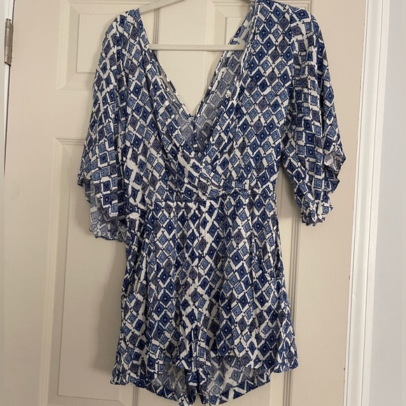 Romper - Picture 1 of 3